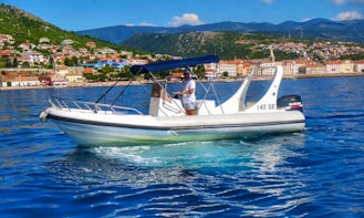 12 Person Susuzi Powered Rigid Inflatable Boat for Rent in Senj
