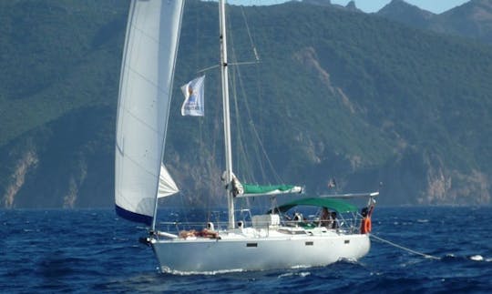 Monocasco de cruzeiro Charter 41' Oceanis 430 em Santa Maria di Lota, França