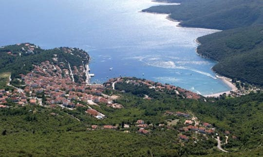 Dinghy rental in Rabac