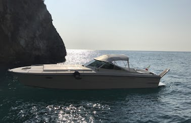Rent a 38' Itama Motor Yacht in Positano Campania