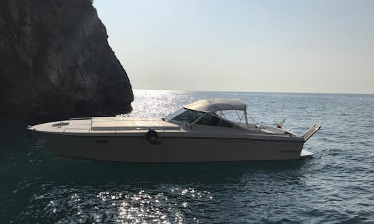 Rent a 38' Itama Motor Yacht in Positano Campania