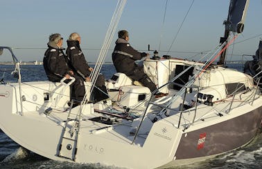 Charter 35' Sun fast Cruising Monohull in Santo Stefano al Mare, Italy