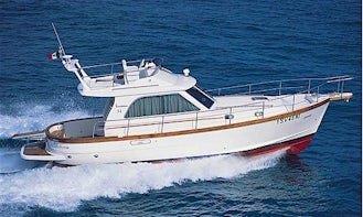 Charter 34' Sciallino Motor Yacht in Rio Marina, Toscana