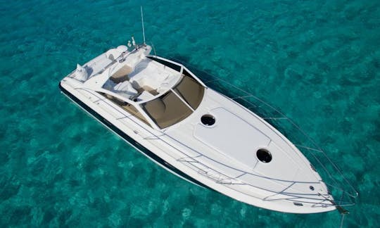 Louez le yacht à moteur Princess V40 à Ibiza