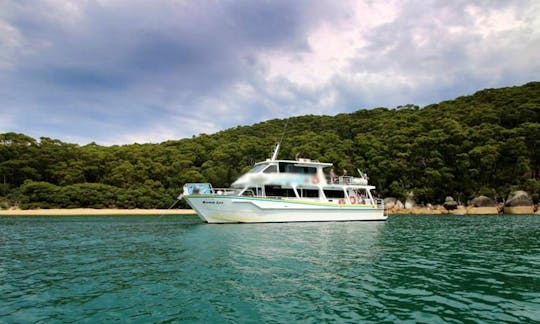 Alquile un catamarán a motor «Kasey Lee» desde Cowes, Australia