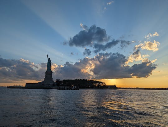 North River Sailing - See NYC from a Classic Racing Yacht