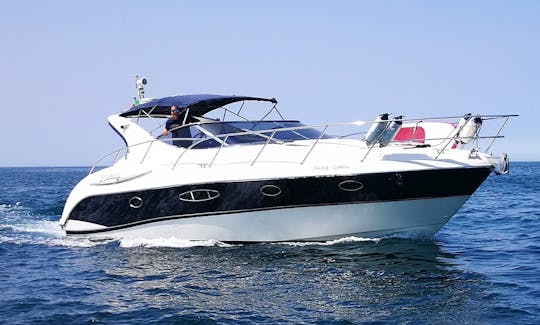 Motor Yacht sleep aboard rental in Portimão