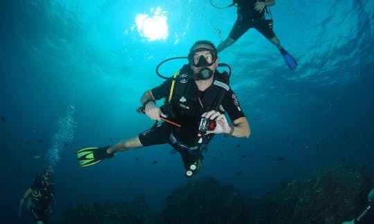トランのタンボン・コ・リボンでダイビングツアーとコースをお楽しみください