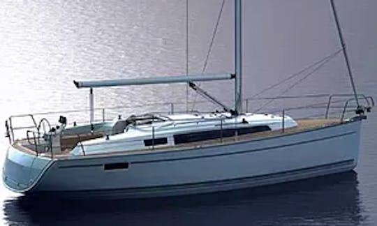 Charter a 33' Bavaria Cruiser Cruising Monohull in Muğla, Turkey