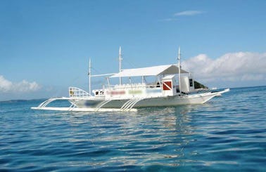 Diving Boat Tour in Daanbantayan