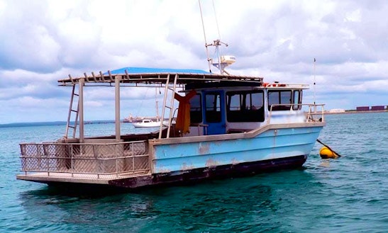 Enjoy Fishing For Up To 10 People With A Head Boat Fishing Charter In Nhulunbuy, Australia
