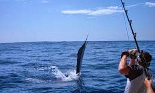 Enjoy FIshing in Thanh pho Phu Quoc, Vietnam on a Passenger Boat