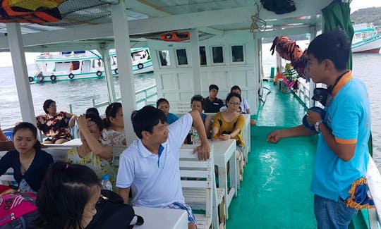 Enjoy Fishing in Thanh pho Phu Quoc, Viatnam on a Passenger Boat