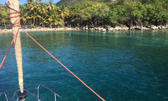 Sail tour to Les Saintes with Skipper Sailing teacher