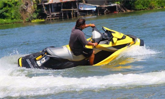 Alugue Seadoo Jet Ski em Tambon Ban Tai, Tailândia