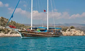 Charter 92' Kasapoglu 5 Traditional Boat in Antalya, Turkey