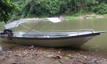 Disfruta de la pesca en Gerik, Perak en bote