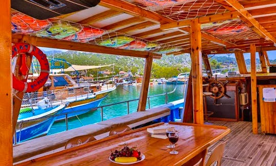 Charter 52' Koray 3 Boat in Antalya, Turkey
