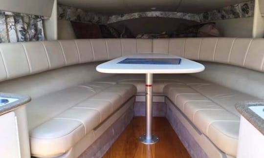 Charter 33' Formula 330SS - Captain & Fuel Included