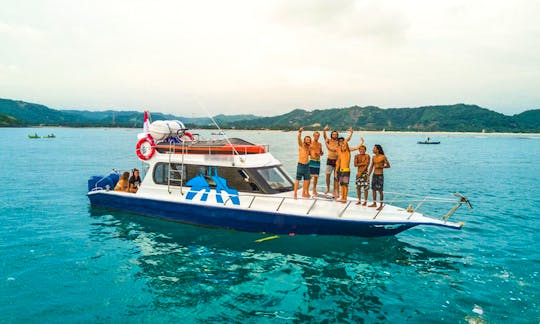 Charter the 36ft "Ozone Sea Horse" Motor Yacht in Pujut, Indonesia