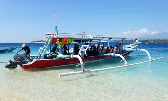 インドネシア西ヌサ・トゥンガラのベストダイビングスポットへのダイビング旅行