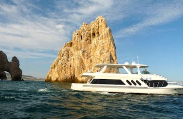 72ft Power Mega Yacht for large groups in Cabo