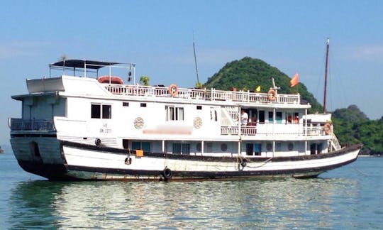 HALONG BAY 2 DAYS 1 NIGHT TOUR FROM HANOI WITH COZY BAY CRUISES