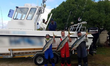 Uma relaxante viagem de pesca na Cidade do Cabo, África do Sul, no console central