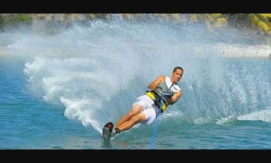 Profitez du ski nautique à Flacq, île Maurice