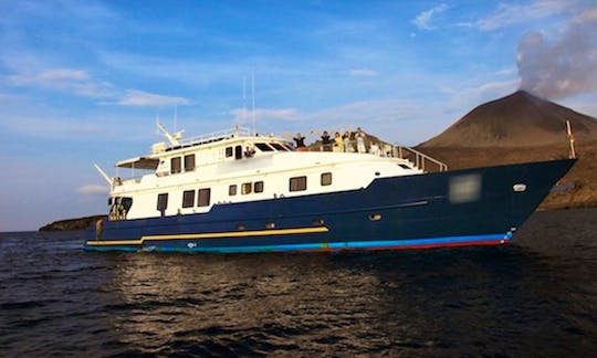 Captained Charter on 114ft "Panunee" Mega Yacht  in Bangkok