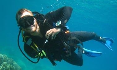 Discover Scuba Diving in Thành phố Nha Trang, Vietnam