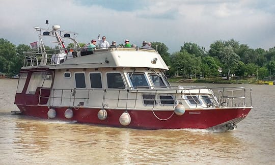 Charter 56' Power Mega Yacht in Beograd, Serbia