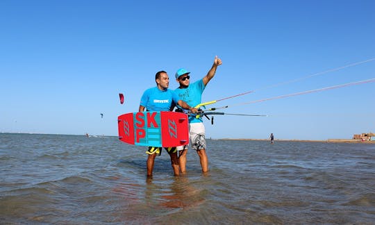 Clases de kitesurf y alquileres en EL GOUNA, gobernación del Mar Rojo, Egipto