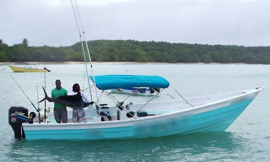 Excursions en bateau et locations de pêche sur une pirogue de 28 pieds à Buccoo, Tobago