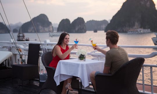 Enjoy Cruising in Hà Nội, Vietnam on Passenger Boat