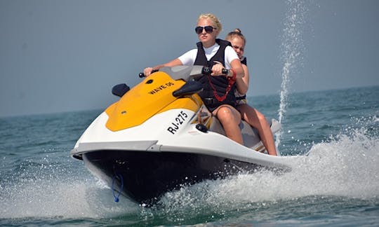 Louer un jet ski Yamaha VX à Ras Al-Khaimah, Émirats arabes unis