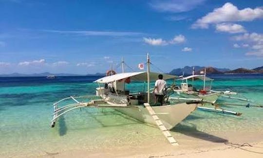 Explore Best Beaches in Coron, Philippines on a Boat Tour