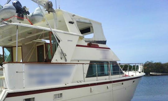 Charter a Motor Yacht in Willemstad, Curacao