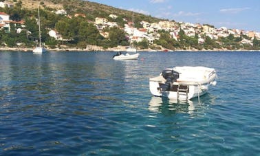 Rent Pasara Adria 400 Dinghy in Trogir, Croatia
