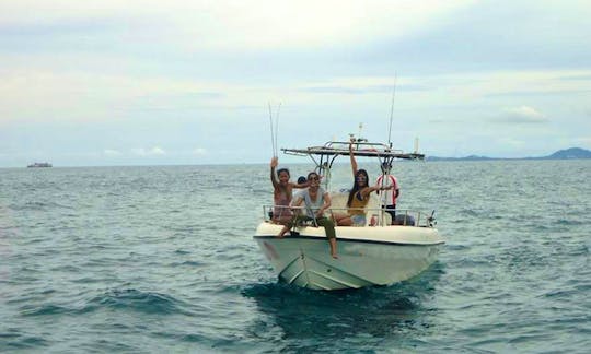 All fishing equipment included + lunch on this fishing tour!