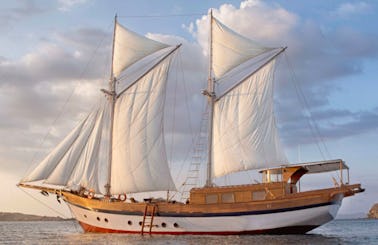 Charter a Classic 30' Sailing Schooner for Komodo Islands, Indonesia