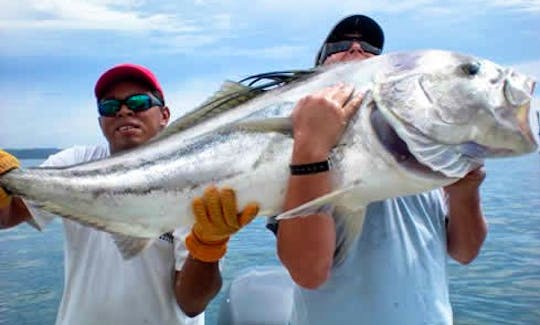 Enjoy Fishing in Guanacaste, Costa Rica on 33' Custom Sport Fisherman