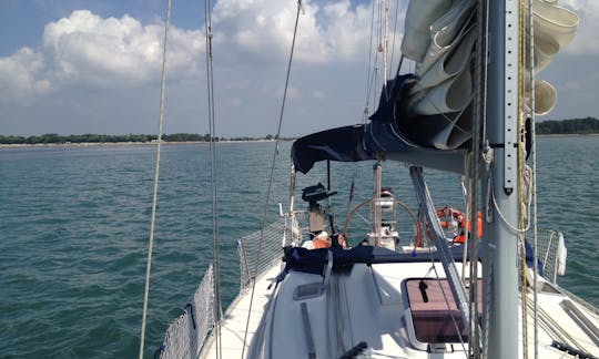 Captained Charter on 39' Sailing Sloop in Punta Sabbioni, Italy