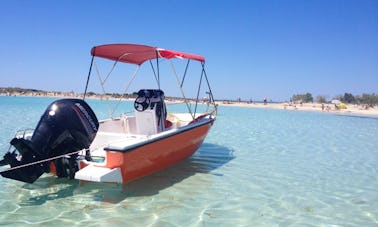 Bateau à moteur de 30 ch et 5,5 m à Chora Sfakion, Grèce