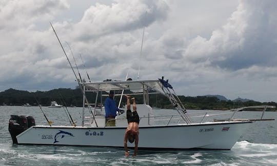 Excursion de pêche passionnante à Guanacaste, au Costa Rica, sur une console centrale de 27 pouces