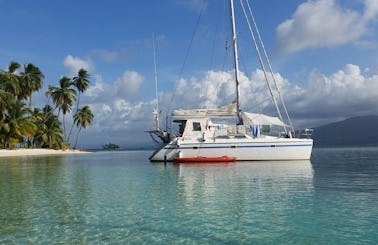 Panama San Blas islands on Privilege 37 Cruising Catamaran