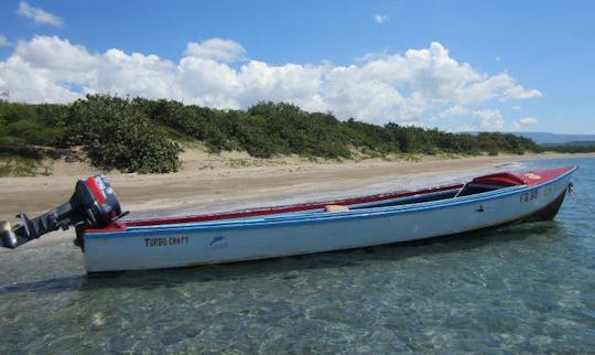 Alquiler de lanchas para 20 personas en Treasure Beach, Jamaica