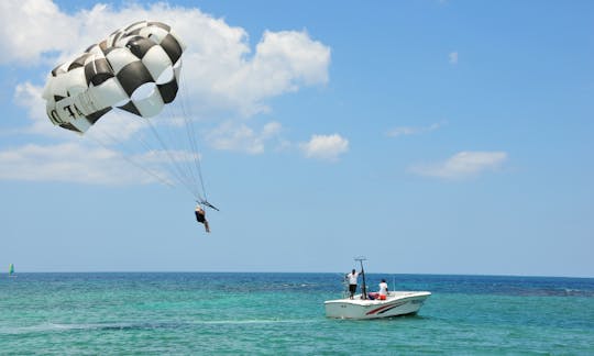 Profitez du parachute ascensionnel à Montego Bay, en Jamaïque