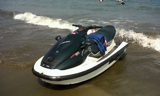 Rent a Jet Ski Cinangka, Banten