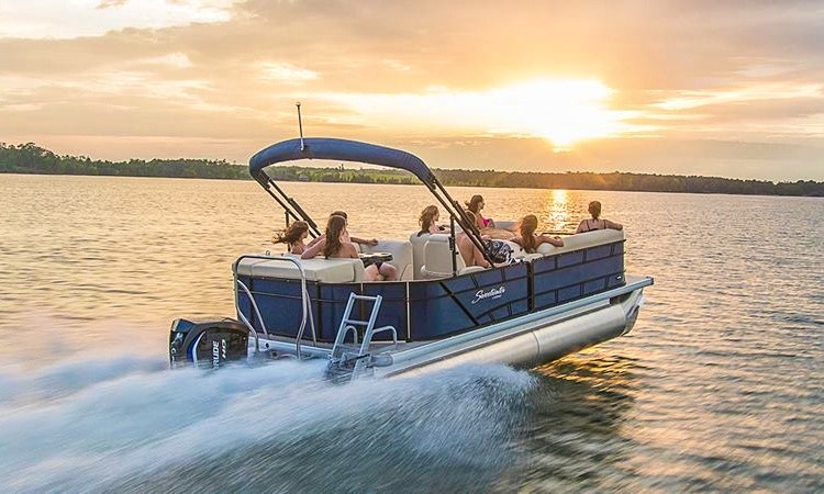 Captained Pontoon Boat Cruises In Winter Haven Florida Getmyboat